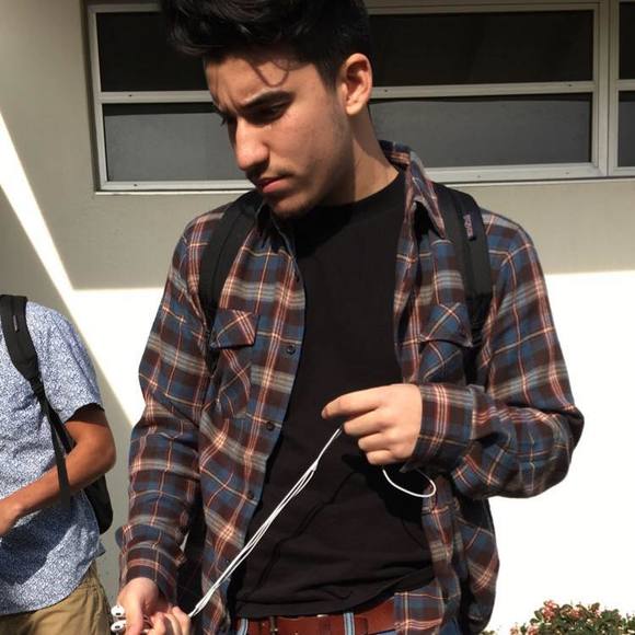 Profile Picture of Mickey Mcmahan (@mickeymcmahan) on Poshmark