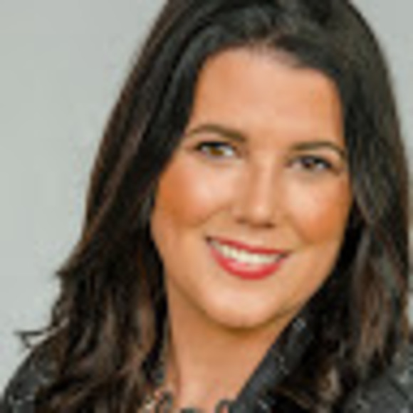 Profile Picture of Danielle Hajicek (@danielledds10) on Poshmark