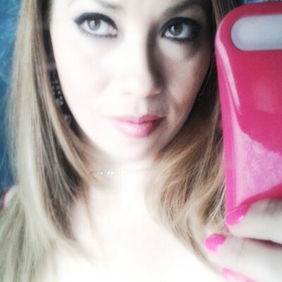 Profile Picture of Esmeralda Valadez (@Esme_valadez) on Twitter