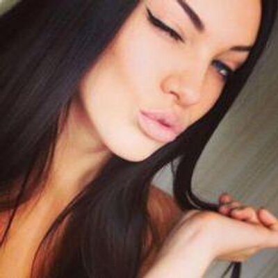 Profile Picture of Lois Scott (@LoisSco11) on Twitter