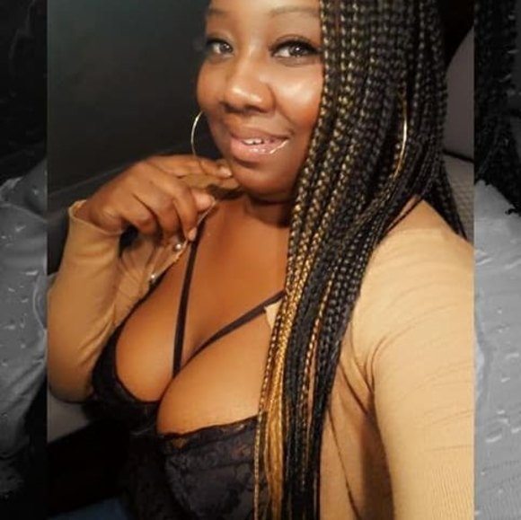 Profile Picture of Rondall Timberlake (@neenee104699) on Poshmark