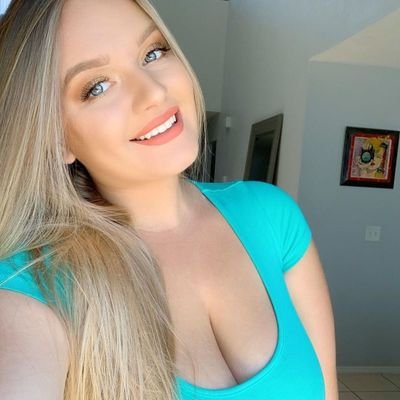 Profile Picture of Caroline Wyatt (@Carolin33505563) on Twitter