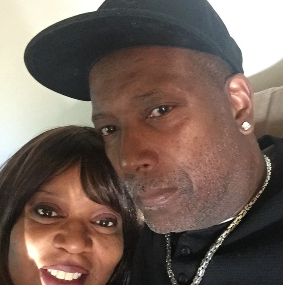 Profile Picture of Derrick Dozier (@derrick_dozier) on Poshmark