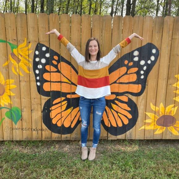 Kelsey Kellogg - Poshmark Profile Picture of Kelsey Kellogg (@kelseykellogg) on Poshmark