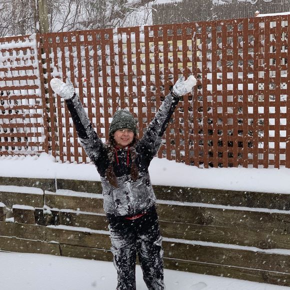 Profile Picture of Carlos Ibarra (@carlosibarra561) on Poshmark