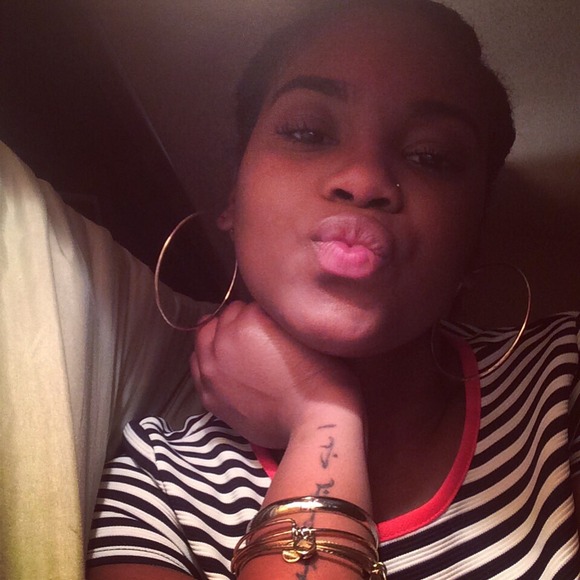 Profile Picture of Bree Washington (@ilybmw) on Poshmark