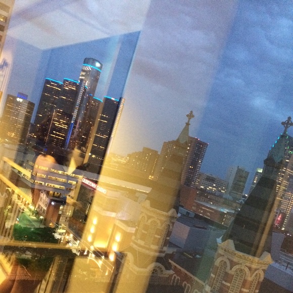 Profile Picture of Mariela Ramirez (@mariela_ramirez) on Poshmark