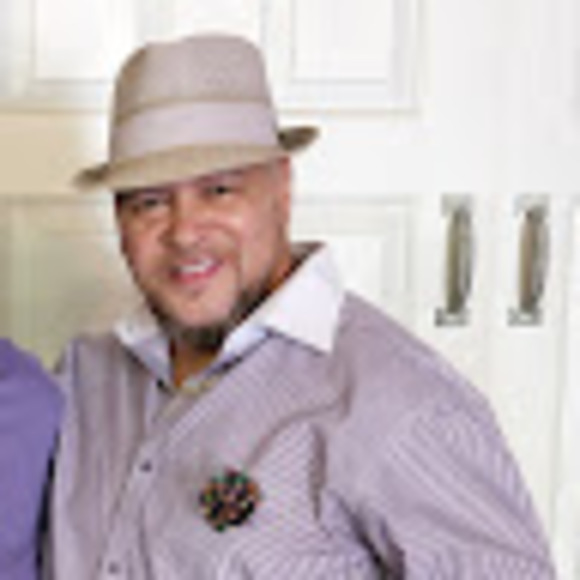 Profile Picture of Dj fred love Foster (@19613461redd) on Poshmark