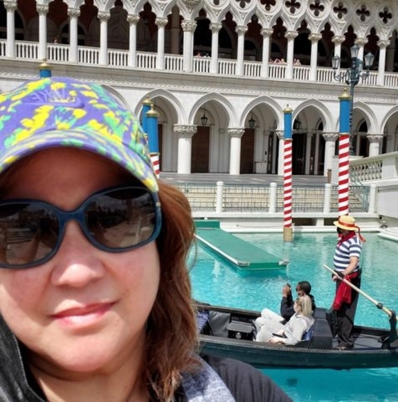 Profile Picture of Linette Cintron adorno (@line1626) on Poshmark