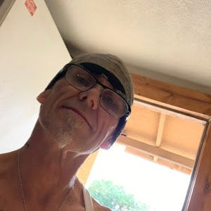 Profile Picture of aaronbladenichols (@aaronbladenichols) on Tiktok