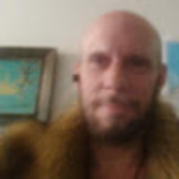 Profile Picture of Scott Mcmillin (@scottian) on Poshmark