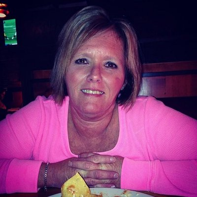 Kim Truitt Wallis - Twitter Profile Picture of Kim Truitt Wallis (@GigiAtAt) on Twitter