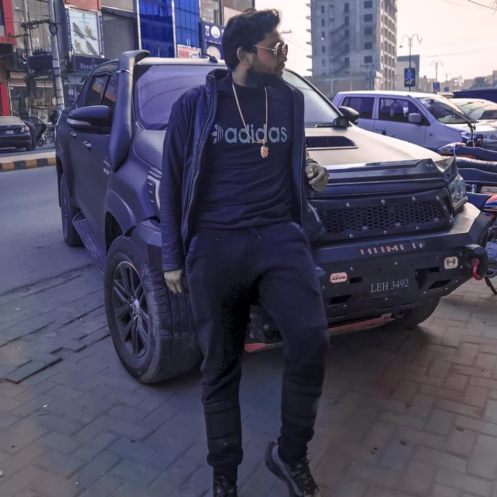 Profile Picture of joshua shan (@@joshuashan777official) on Tiktok