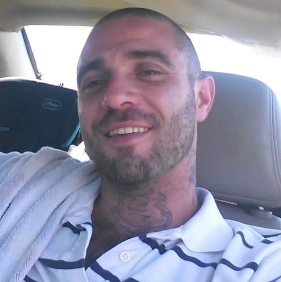 Profile Picture of Jeffrey Thornton (@jeffreythorn449) on Poshmark