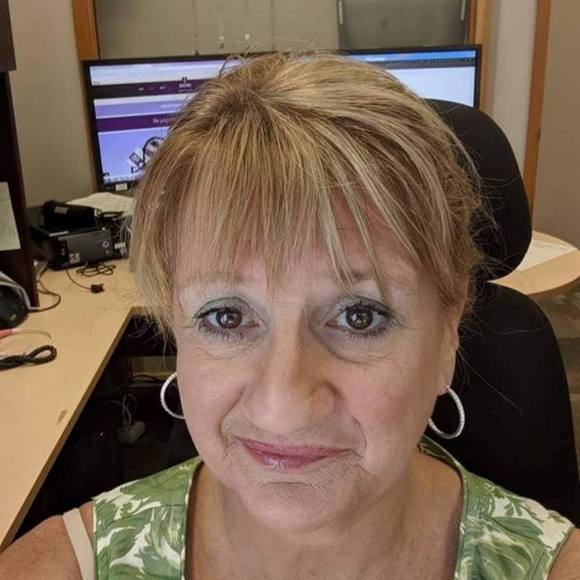 Mary Grassl - Poshmark Profile Picture of Mary Grassl (@missblkraven) on Poshmark