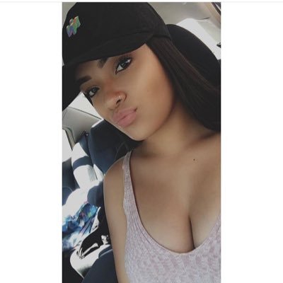 Profile Picture of Crystal Machado (@crystallmachado) on Twitter