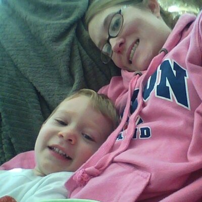 Profile Picture of Amanda Vander Warf (@@pandamandalou) on Twitter