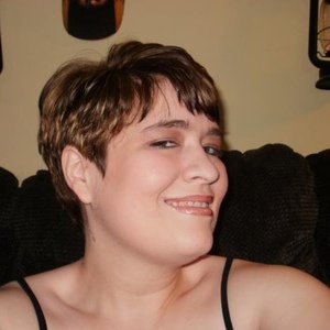 Profile Picture of Lisa Barnthouse (@eoran) on Myspace
