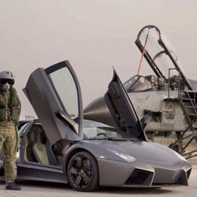 Profile Picture of Michael Heidemann (@talktomicha) on Twitter