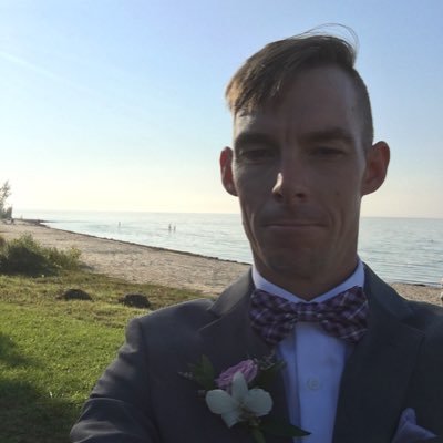 Profile Picture of James R Loewen (@jamesrloewen) on Twitter