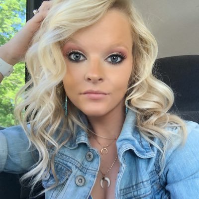 Profile Picture of Emily Myers (@emilybraymyers) on Twitter