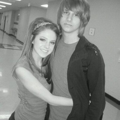 Skyler Snyder - Twitter Profile Picture of Skyler Snyder (@SkyMckenz) on Twitter