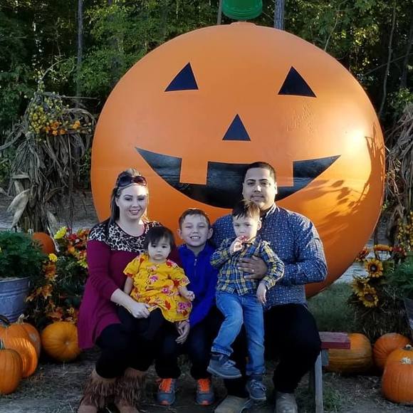 James Quiroz - Poshmark Profile Picture of James Quiroz (@ahumadajames) on Poshmark