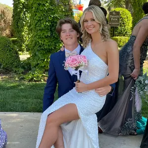 Profile Picture of avery binagia (@rileydulin.fanpage) on Tiktok