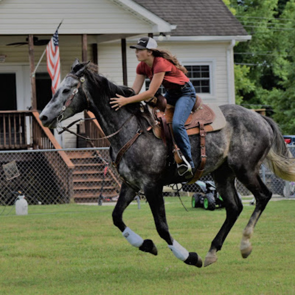 Profile Picture of Mckenna Allen (@mckennalayne06) on Poshmark