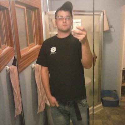 Profile Picture of Clinton Chandler (@clintonchandle4) on Twitter
