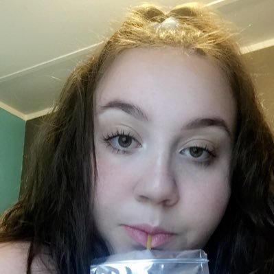 Profile Picture of Alyssa Pate (@alyssanixcle) on Twitter