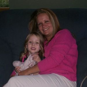 Profile Picture of Mandy Helton (@msmimi1213) on Myspace