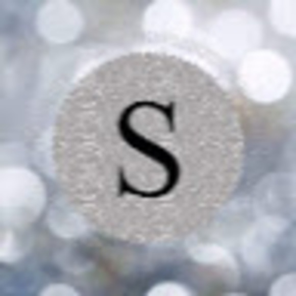 Profile Picture of Sol Perez (@solperez1293) on Poshmark