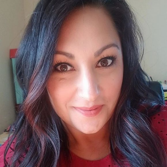 Whitney Gifford - Poshmark Profile Picture of Whitney Gifford (@whitgif) on Poshmark