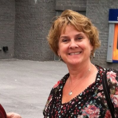 Profile Picture of Jenny Munson (@jennymom1212) on Twitter