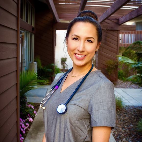 Profile Picture of Brianna Torok (@bktorok) on Poshmark