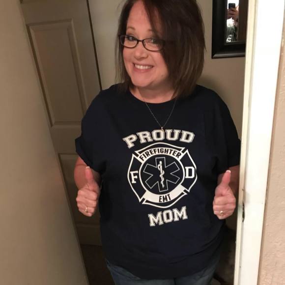 Tammi Damerow - Poshmark Profile Picture of Tammi Damerow (@daletam) on Poshmark