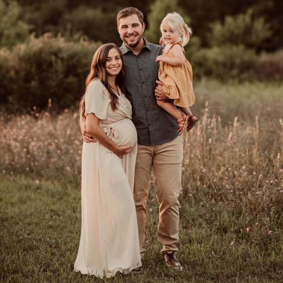 Profile Picture of Katelynn Thompson (@kmalbrec) on Poshmark