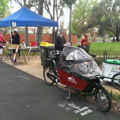 Marc Caplan - Twitter Profile Picture of Marc Caplan (@overrunbycats) on Twitter