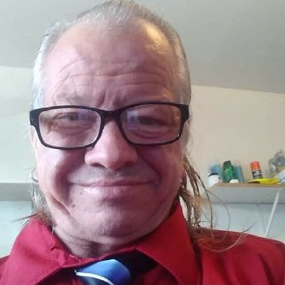 Profile Picture of Steven Bangs (@StevenBangs4) on Twitter