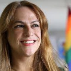 Profile Picture of Paula Benett (@PaulaBenett) on Twitter