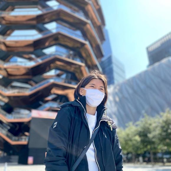 Profile Picture of Leng Rattanajaratroj (@lenggy96) on Poshmark