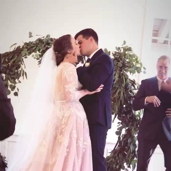 Profile Picture of Erica Heinrichs (@eheinie) on Poshmark