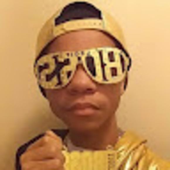Profile Picture of Thomas money Star banks (@thomasebrandonx) on Poshmark