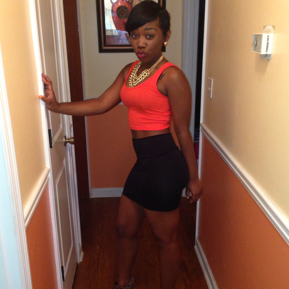 Profile Picture of Ashante Law (@ashante2011) on Poshmark