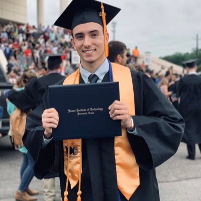 Profile Picture of Rb  🎵 (@Richard_Beasley) on Twitter