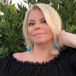 Profile Picture of Яна Поплавская (@the_yana_poplavskaya) on Instagram