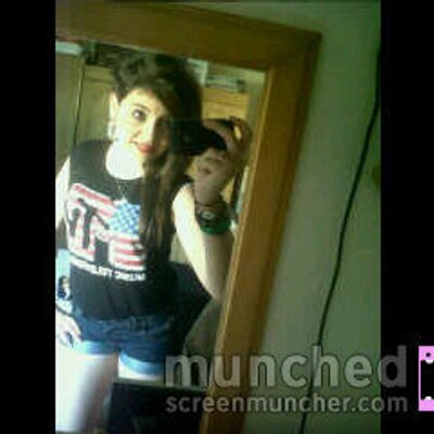 Chelsea Herbert - Twitter Profile Picture of Chelsea Herbert (@ChelssHerbert) on Twitter