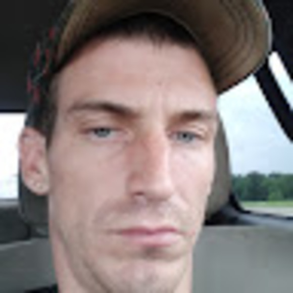 Profile Picture of Brett Spegal (@spegalbrett86) on Poshmark