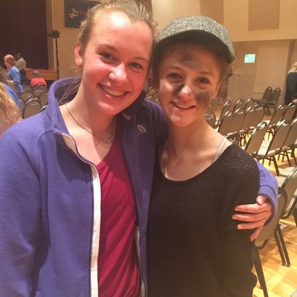 Profile Picture of Lauren Lalik (@lklalik804) on Poshmark